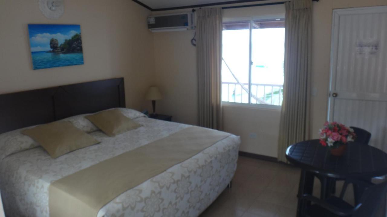 Hotel Posada Del Mar Fresh Water Bay Extérieur photo