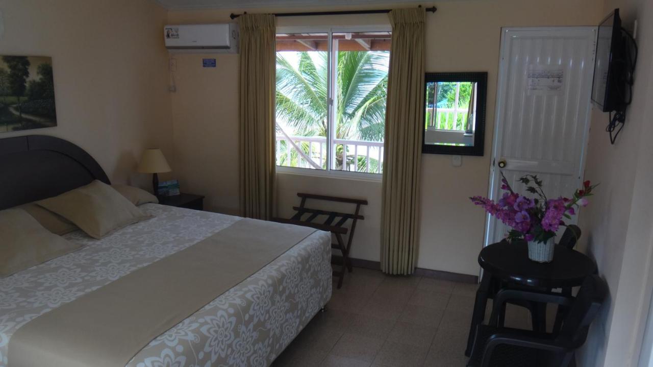 Hotel Posada Del Mar Fresh Water Bay Extérieur photo